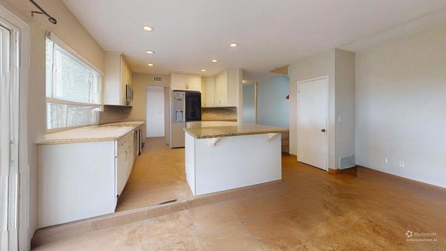 625 E J, Chula Vista, CA 91910