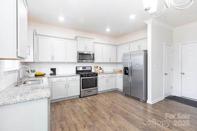 1260 Kent Downs Avenue SW, Concord, NC 28027