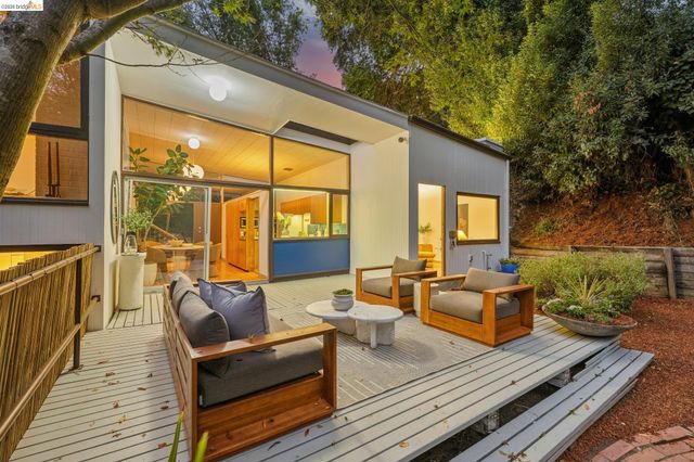 775 San Diego Rd, Berkeley, CA 94707