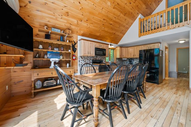 34 Charles Road, Conway, NH 03813