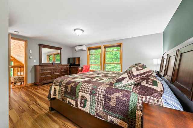 34 Charles Road, Conway, NH 03813