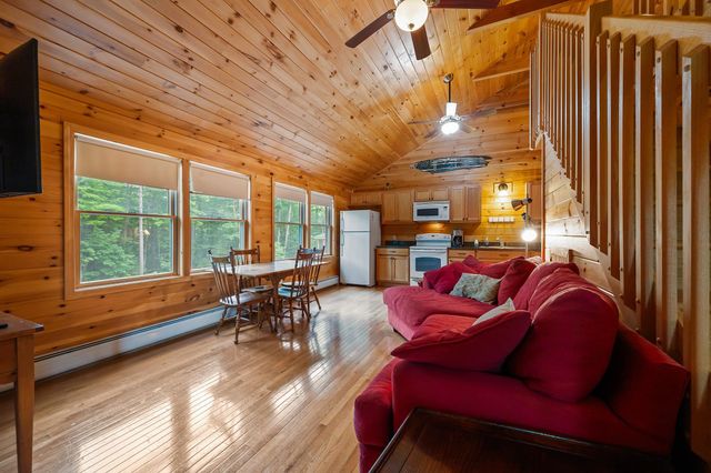 34 Charles Road, Conway, NH 03813