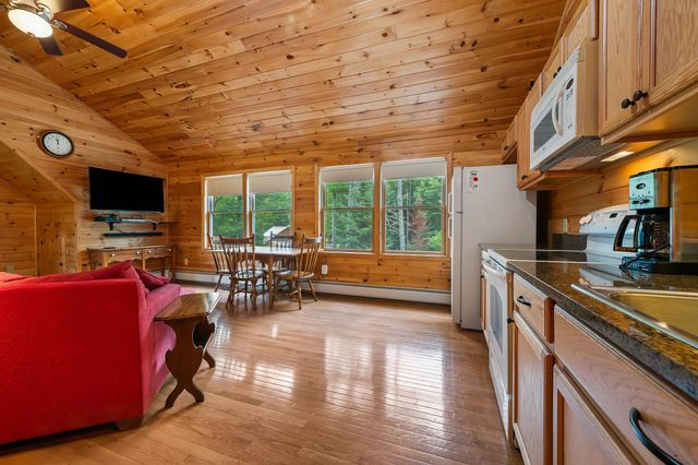 34 Charles Road, Conway, NH 03813