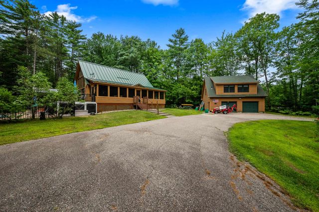 34 Charles Road, Conway, NH 03813