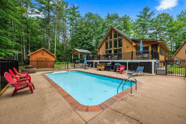 34 Charles Road, Conway, NH 03813