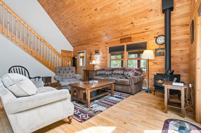 34 Charles Road, Conway, NH 03813