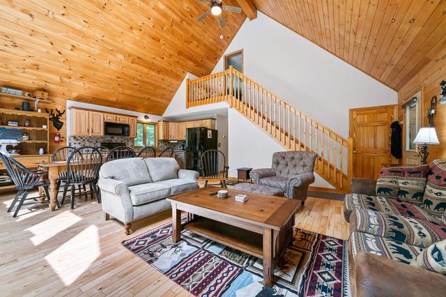 34 Charles Road, Conway, NH 03813