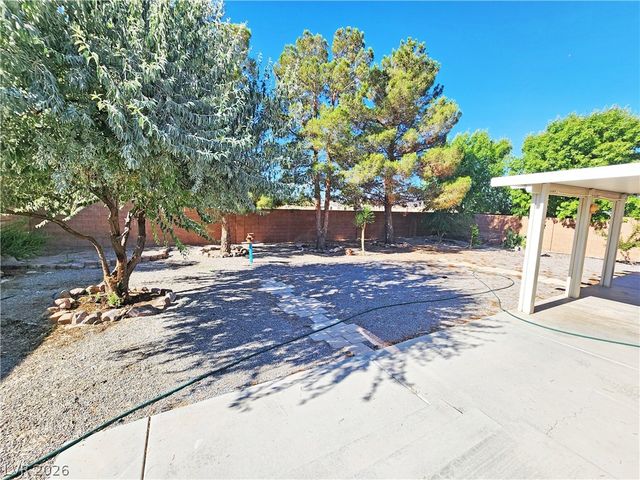 5945 East Badlands Lane, Pahrump, NV 89061