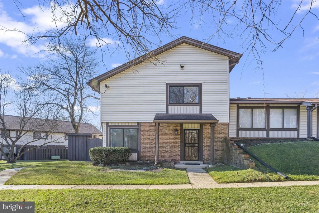 Image 1 of property listing at 60 CABLE HOLLOW WAY #38-3, Upper Marlboro, MD 20774