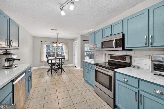 213 Creekwood Drive, Kingsland, GA 31548