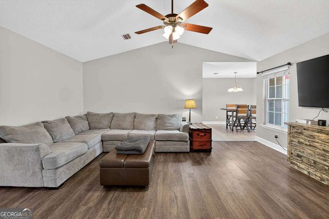 213 Creekwood Drive, Kingsland, GA 31548