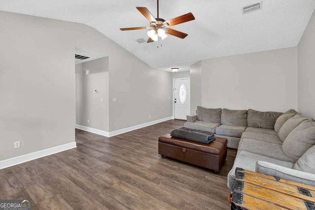 213 Creekwood Drive, Kingsland, GA 31548