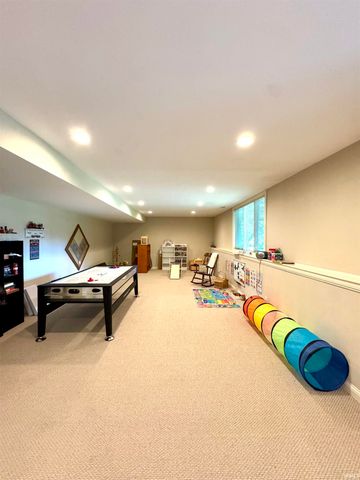 11103 Clarewood Court, Fort Wayne, IN 46814