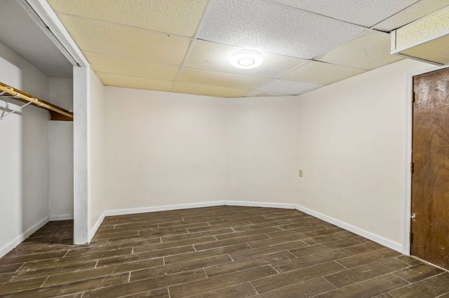 2009 Wolfe Rd, White Bluff, TN 37187