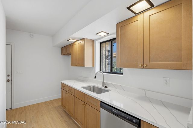 626 W Placita De Las Lomitas, Tucson, AZ 85704