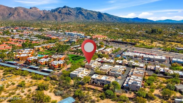 626 W Placita De Las Lomitas, Tucson, AZ 85704