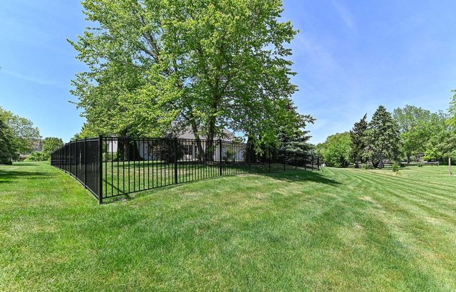 6305 Cedarhedge DRIVE, Mount Pleasant, WI 53406