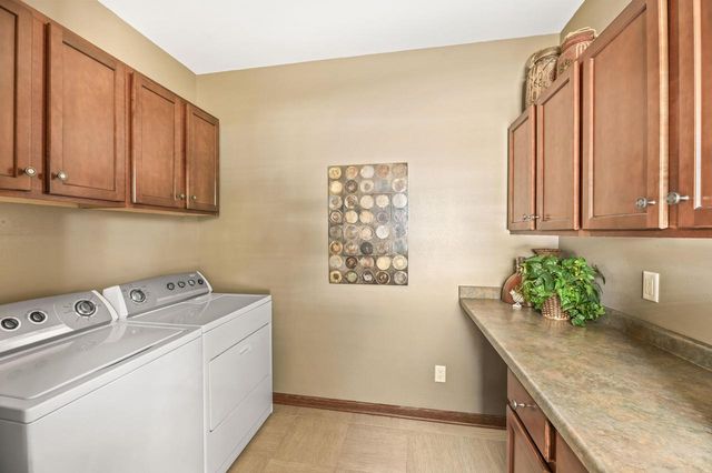 6305 Cedarhedge DRIVE, Mount Pleasant, WI 53406