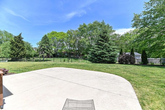 6305 Cedarhedge DRIVE, Mount Pleasant, WI 53406