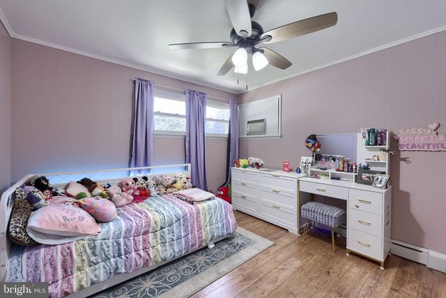 526 E LANCASTER ST., Red Lion, PA 17356