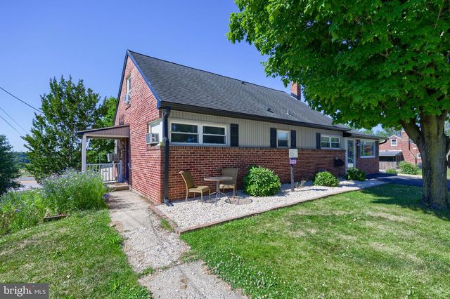 526 E LANCASTER ST., Red Lion, PA 17356
