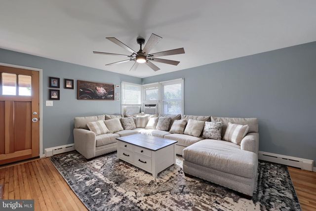 526 E LANCASTER ST., Red Lion, PA 17356