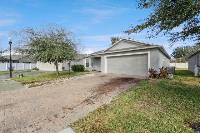 206 LAKE MARIANA PLACE, Auburndale, FL 33823