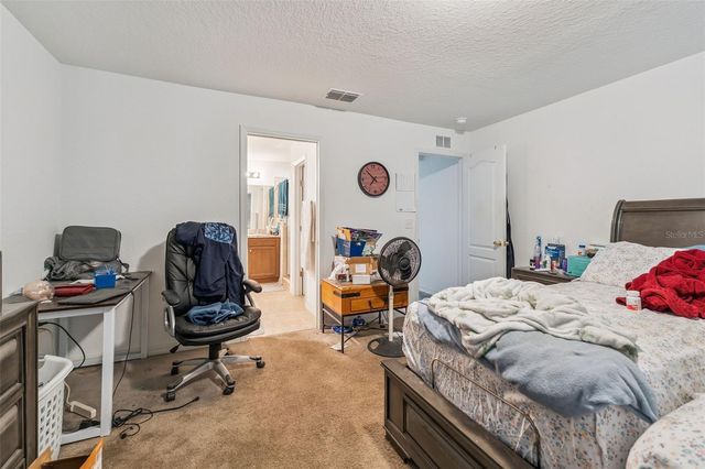 206 LAKE MARIANA PLACE, Auburndale, FL 33823