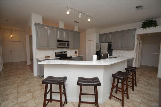 192 PINE GROVE DRIVE, Palm Coast, FL 32164