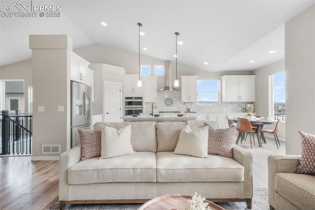 2573 Lakes Edge Drive, Monument, CO 80132