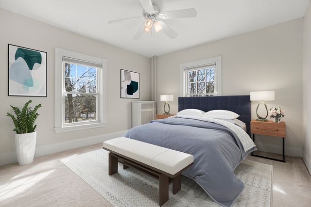 20 Donizetti St, Wellesley, MA 02482