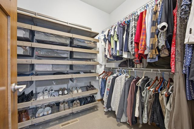 2218 41st Street S, Moorhead, MN 56560