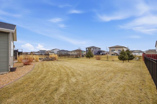 2218 41st Street S, Moorhead, MN 56560