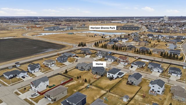 2218 41st Street S, Moorhead, MN 56560