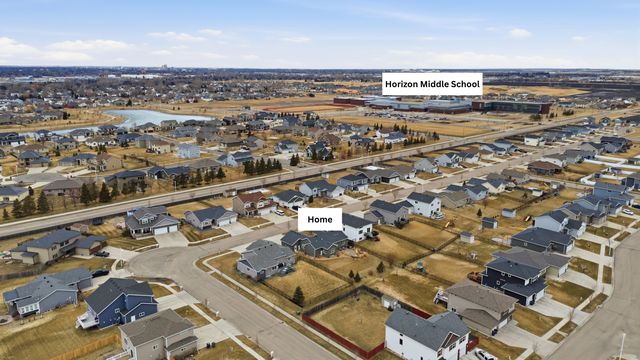 2218 41st Street S, Moorhead, MN 56560