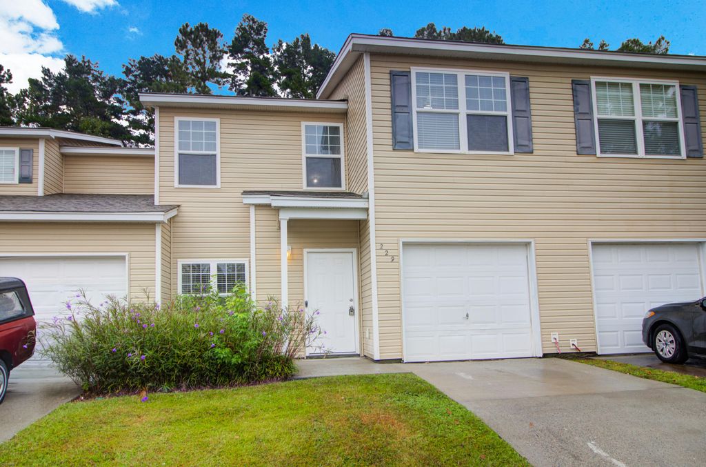 229 Grand Oaks Drive, Ladson, SC 29456