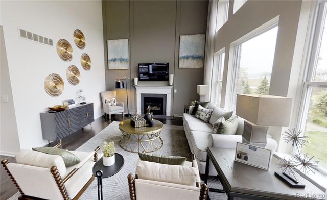 28341 Alycekay Street, Farmington Hills, MI 48334