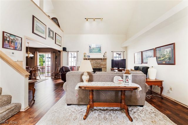 22 Fieldstone, Poland, OH 44514