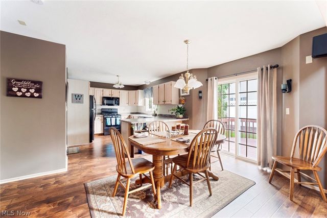 22 Fieldstone, Poland, OH 44514