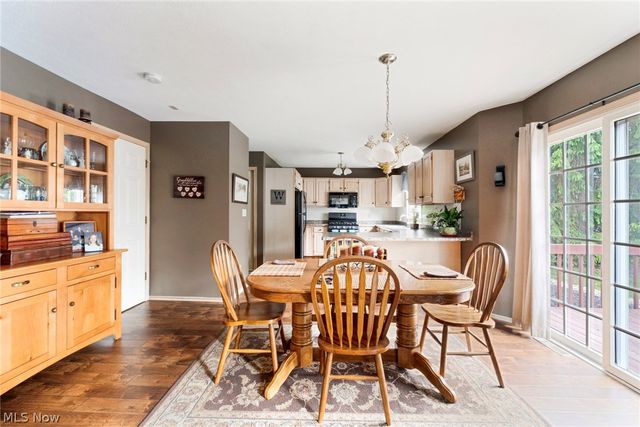22 Fieldstone, Poland, OH 44514