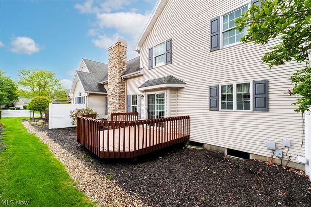 22 Fieldstone, Poland, OH 44514