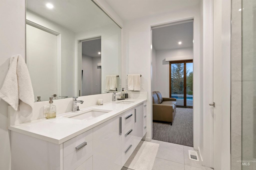 1436 W Windbreaker Lane, Eagle, ID 83616 photo 31