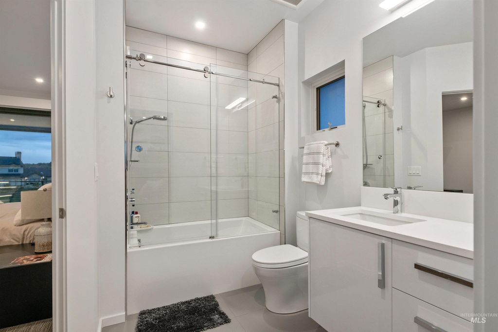 1436 W Windbreaker Lane, Eagle, ID 83616 photo 37