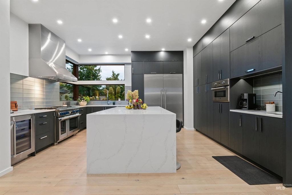 1436 W Windbreaker Lane, Eagle, ID 83616 photo 5