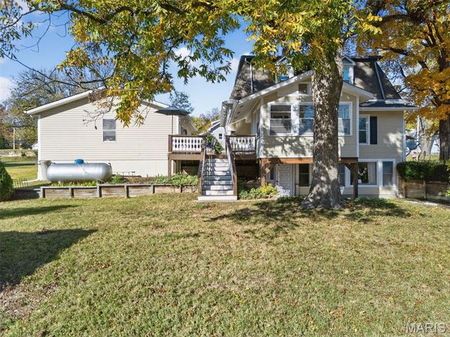 5548 Chestnut Street, Augusta, MO 63332