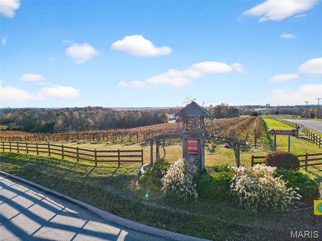 5548 Chestnut Street, Augusta, MO 63332