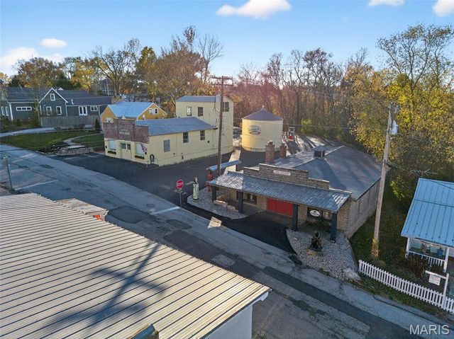 5548 Chestnut Street, Augusta, MO 63332