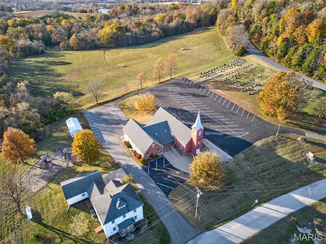 5548 Chestnut Street, Augusta, MO 63332