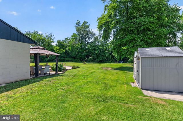 21 SARTORI AVE, Mount Ephraim, NJ 08059