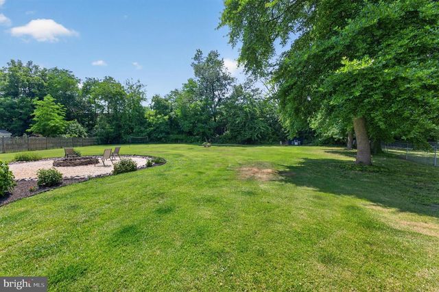 21 SARTORI AVE, Mount Ephraim, NJ 08059